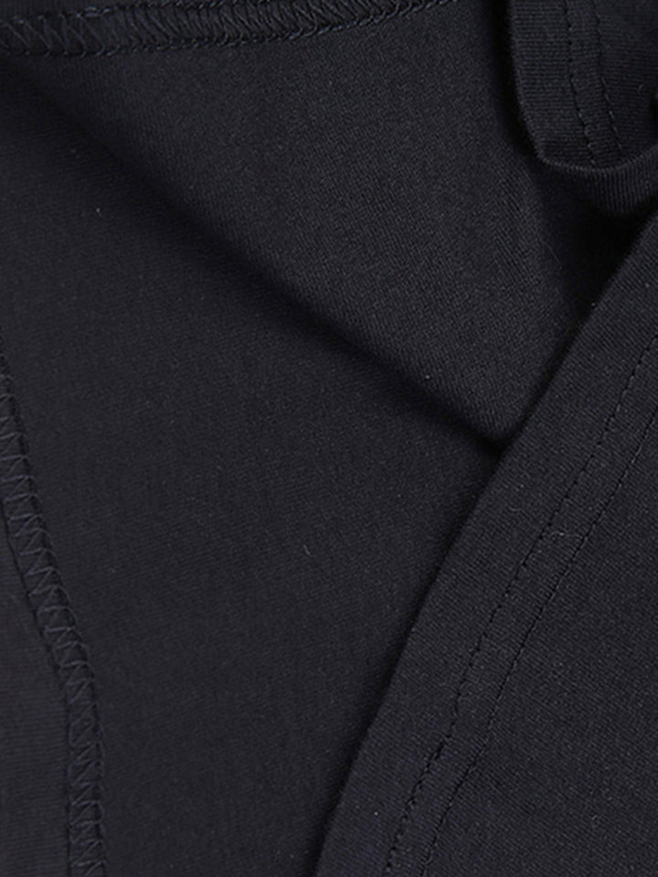 Fat – Camisa Visible Con un Brillo En Los Ojos