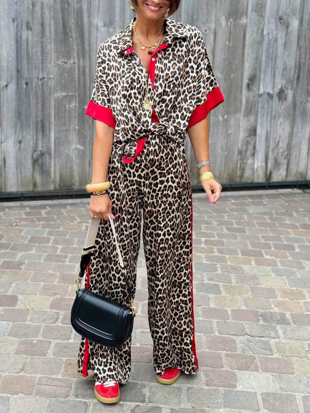 Felinette - Conjunto de dos Piezas con Estampado de Leopardo y Botones