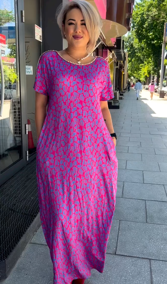 Aspasia - Vestido Estampado Atrevido y Desenfadado