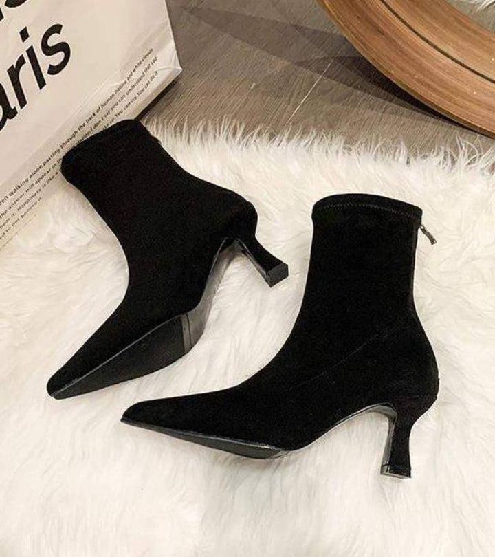 Sanduni - Botines de Cuero Con Tacón Medio