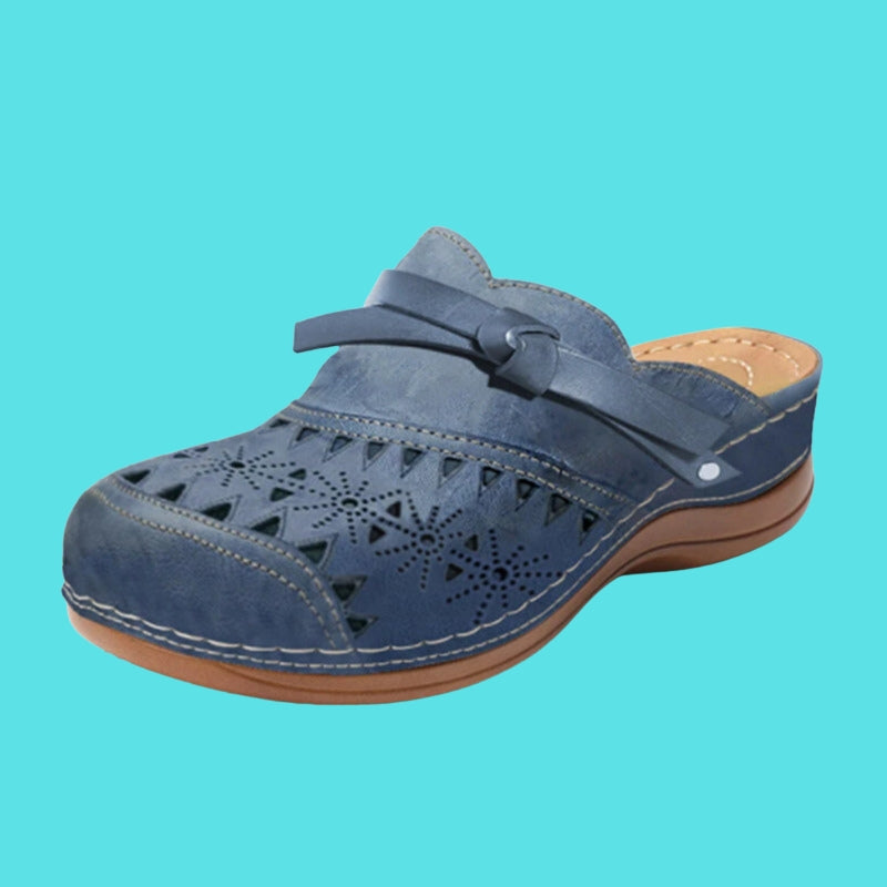 Nicholle - Mules Planas Con Talón Hueco y Lazo