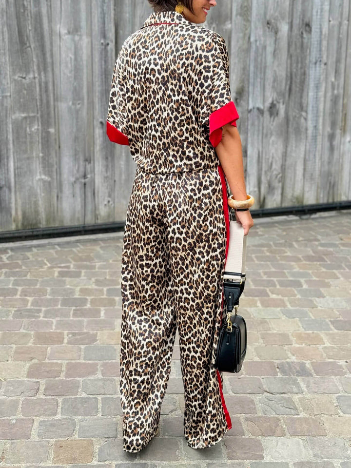 Felinette - Conjunto de dos Piezas con Estampado de Leopardo y Botones