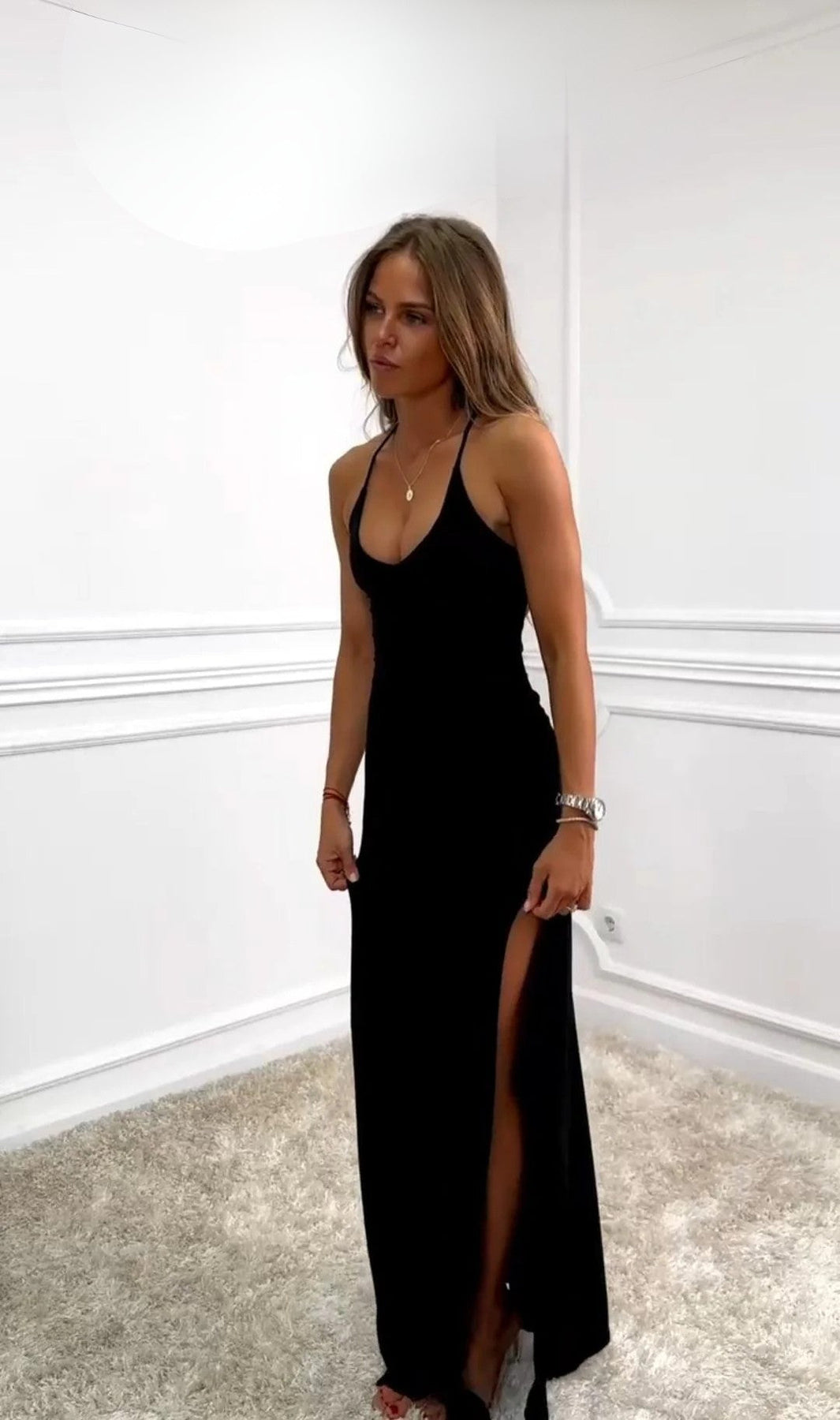 Nilessa - Elegante Vestido Largo Sin Mangas