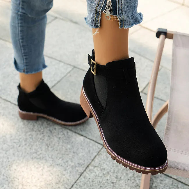 Fakina - Botines Con Hebilla Decorativa