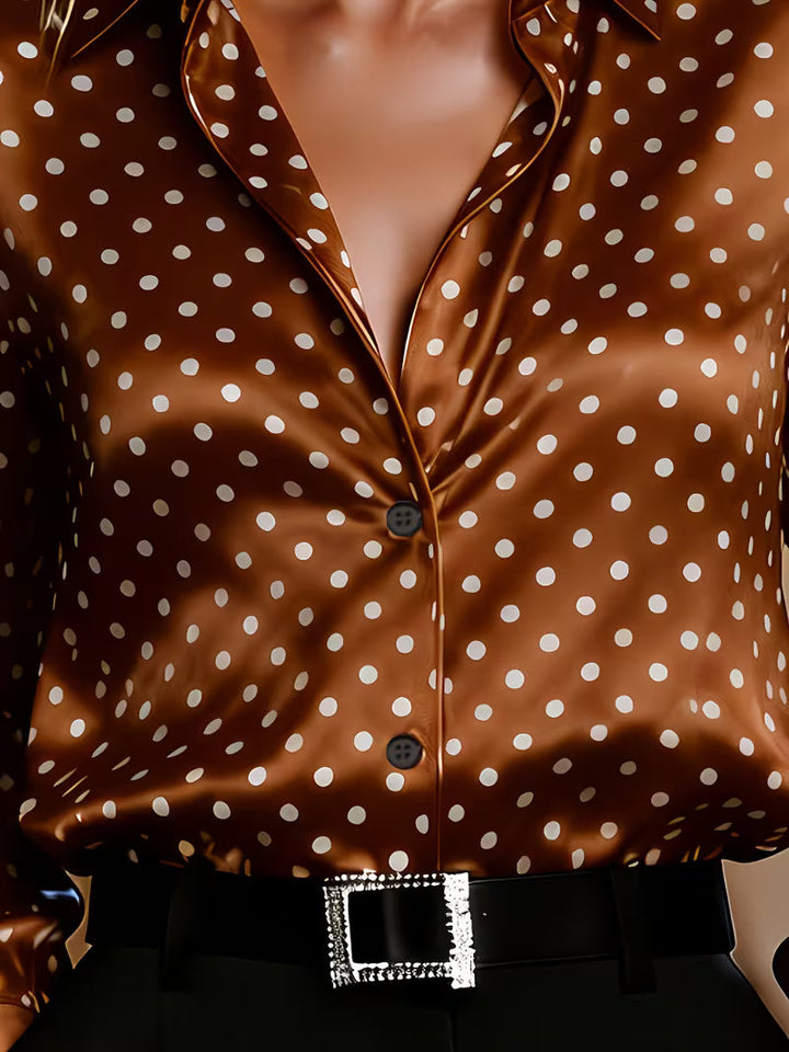 Amalien: Blusa Elegante y Versátil con Lunares