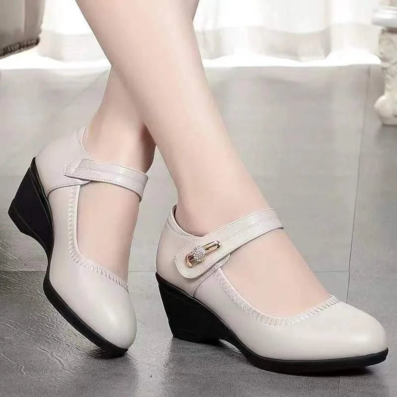 Aikaterina - Zapatos Con Puntera Redonda y Correa Con Hebilla