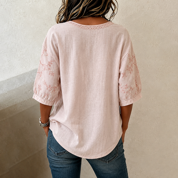 Tilija - Blusa Bordada Con Lazo Delantero Y Manga Corta
