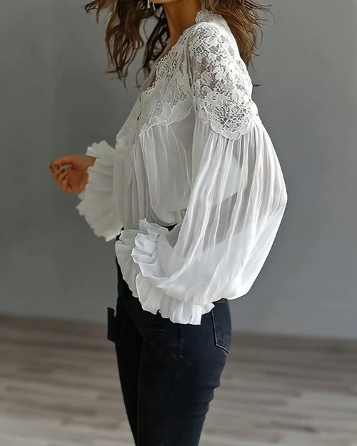 Katija - Blusa Con Encaje Floral y Mangas Acampanadas