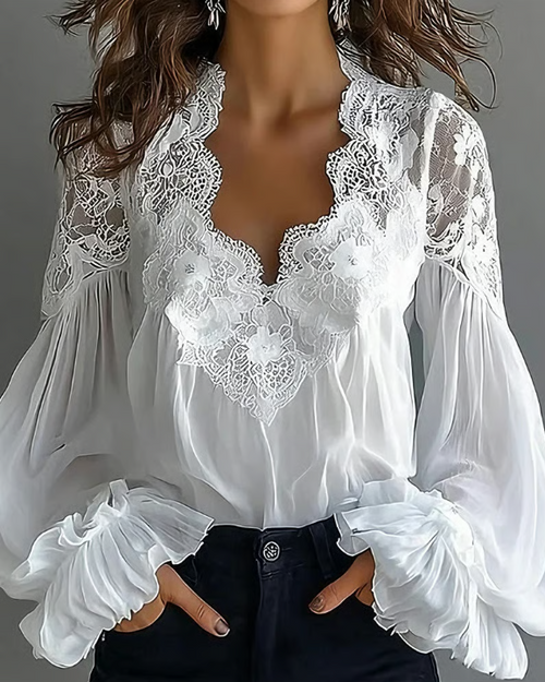 Katija - Blusa Con Encaje Floral y Mangas Acampanadas
