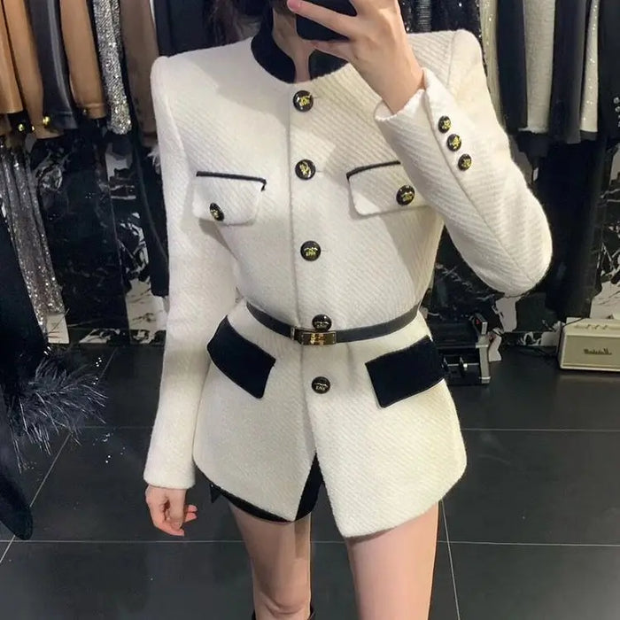 Aruna - Chaqueta Entallada De Alta Gama Con Cinturón