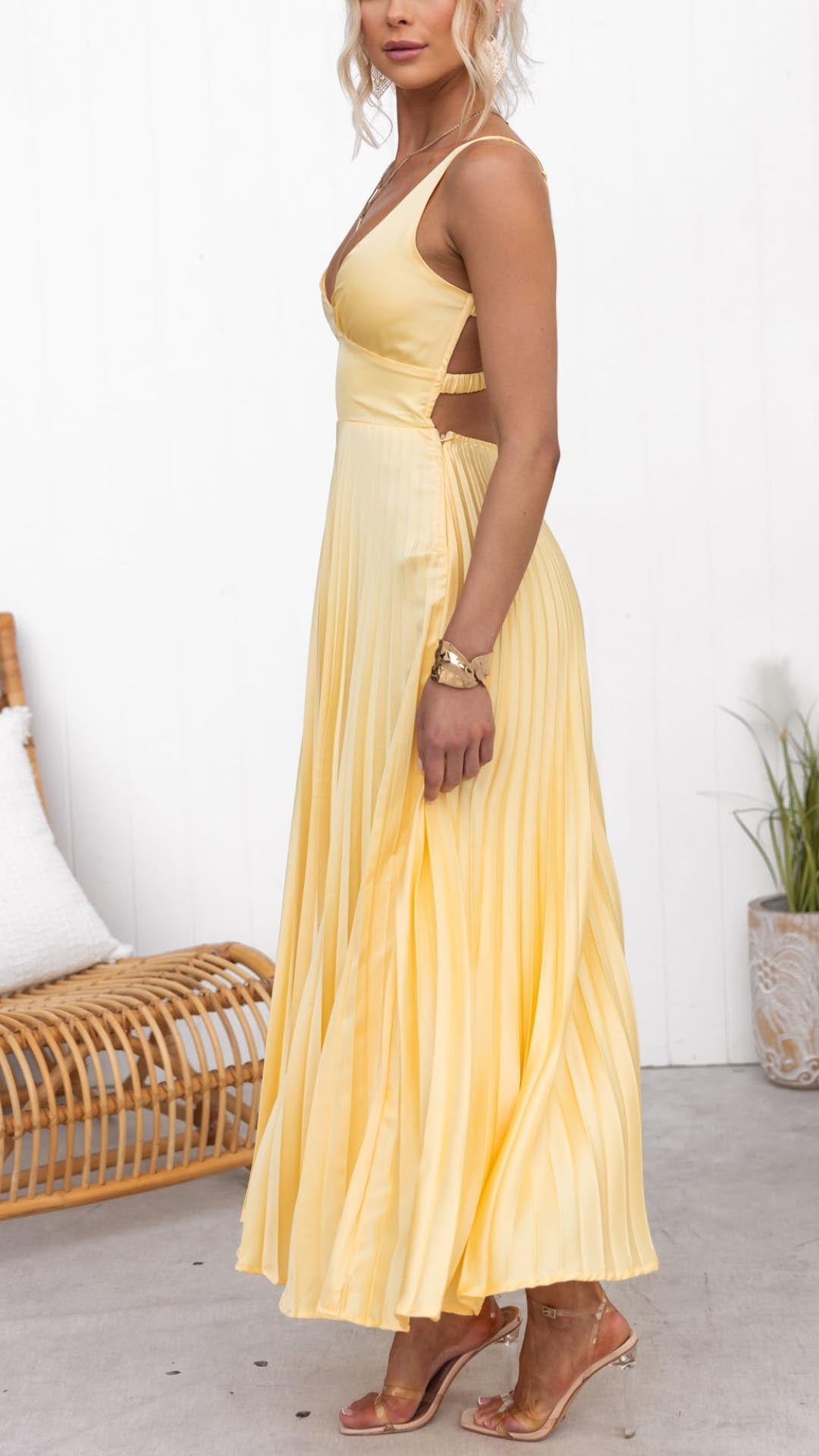 Sheree - Maxivestido Plisado Con Cuello En V
