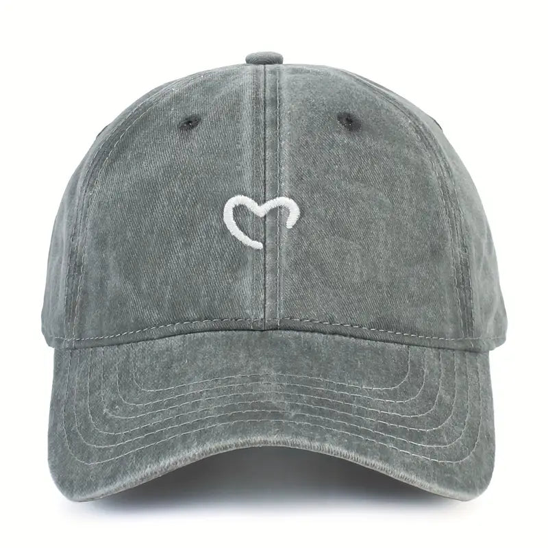 Marlia - Gorra Bordada Con Corazón Cosido