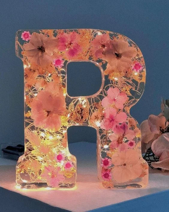 FloraShine - Lámpara Nocturna de Resina Con Flores Hecha a Mano