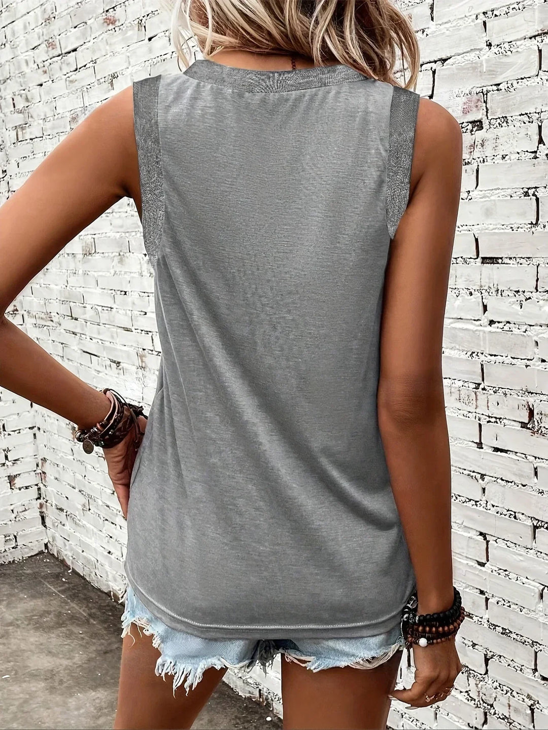 Analia - Top Transpirable Con Cuello En V Y Sin Mangas
