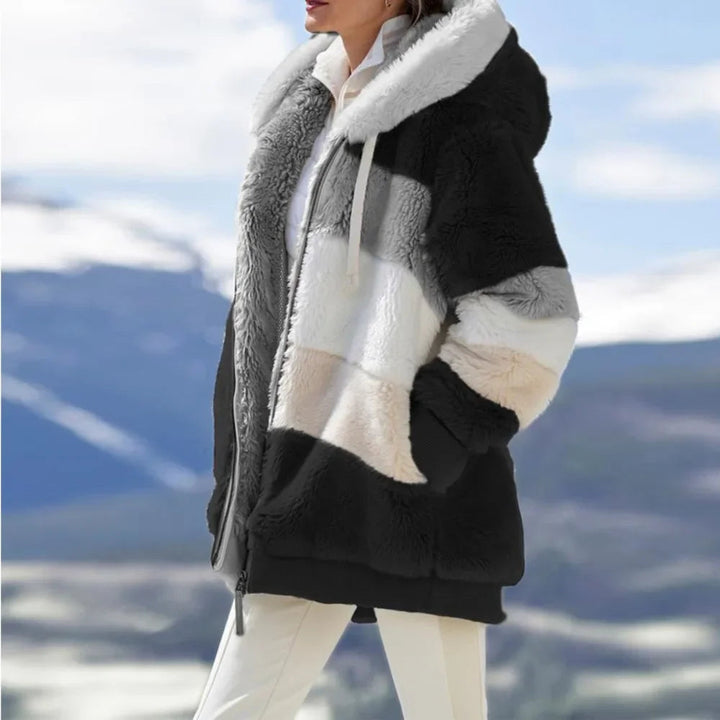 Franzi - Chaqueta con Capucha, Cremallera y Manga Larga Holgada