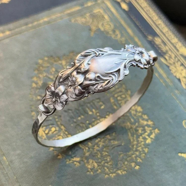PetalCharm - Pulsera De Plata Grabada Con Motivos Florales Vintage