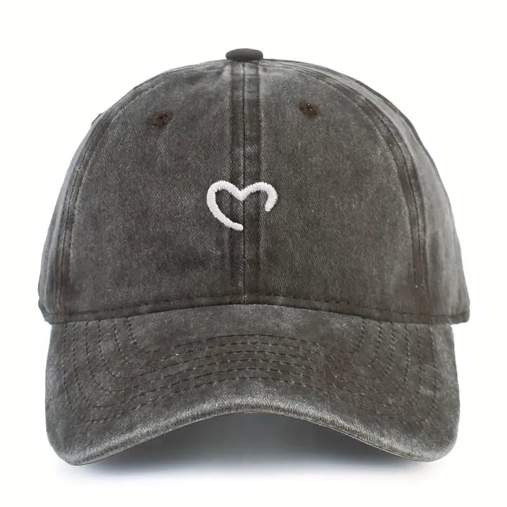 Marlia - Gorra Bordada Con Corazón Cosido