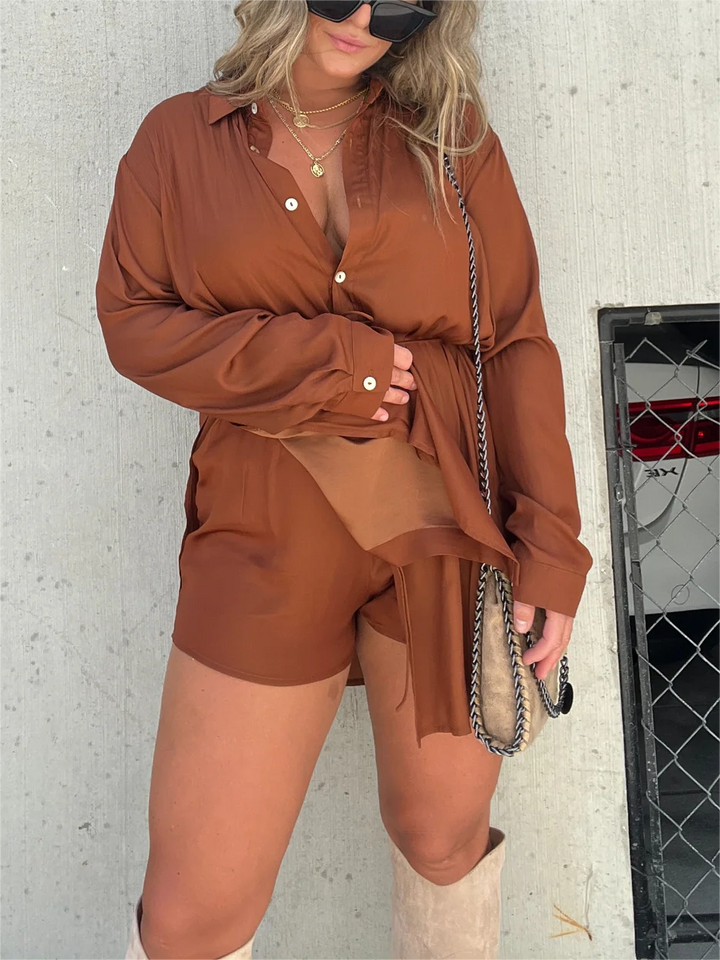 Giulia - Conjunto de Camisa Holgada con Cuello Vuelto