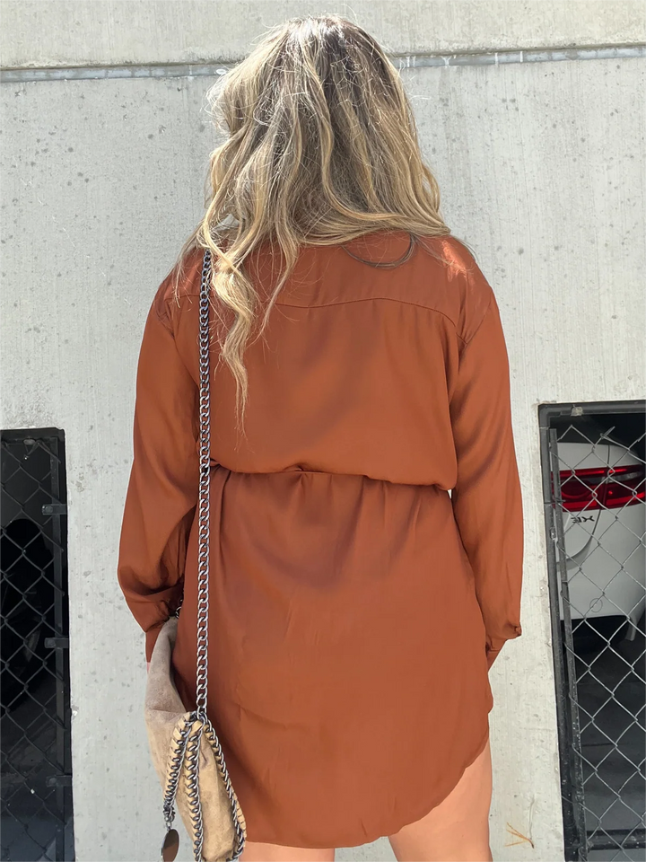Giulia - Conjunto de Camisa Holgada con Cuello Vuelto