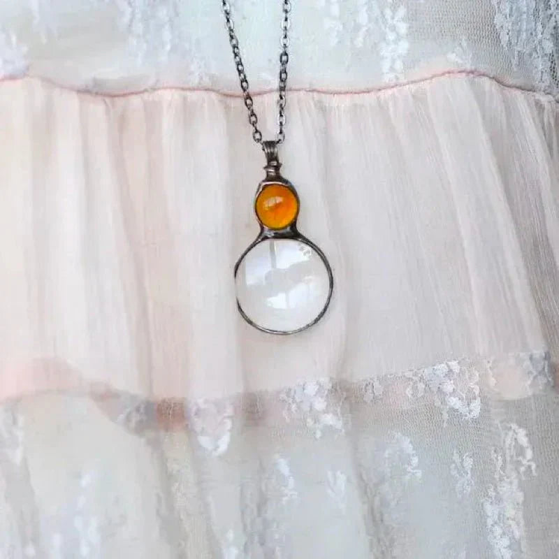 Emi - Collar Con Lupa Original