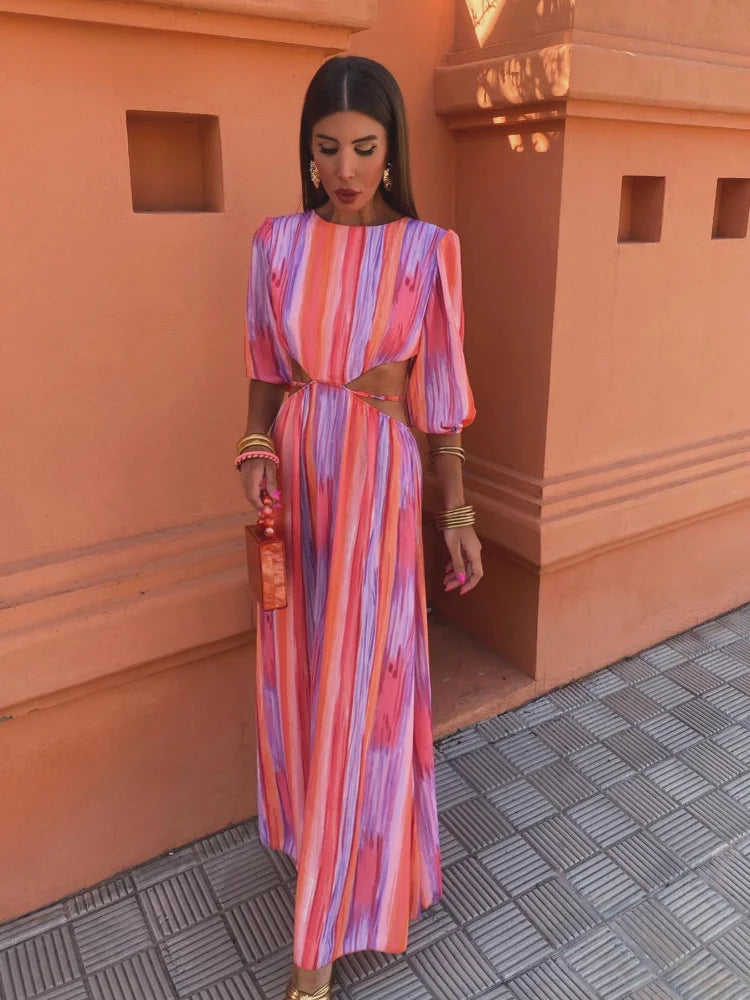 Paloma - Elegante Vestido Con Escote
