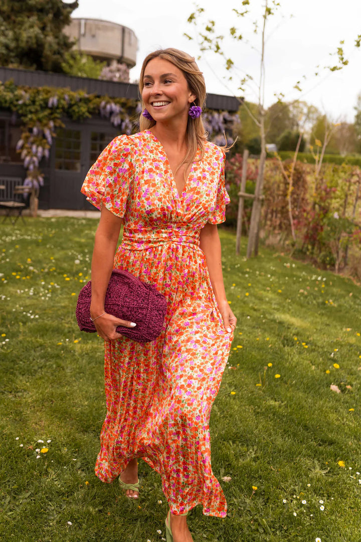 Sampaio – Elegante Vestido Con Escote en V y Estampado Floral