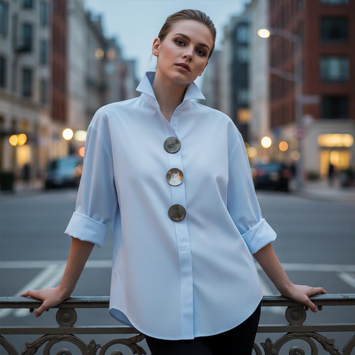 Cvijeta - Blusa Talla Grande Con Botones Metálicos Grandes