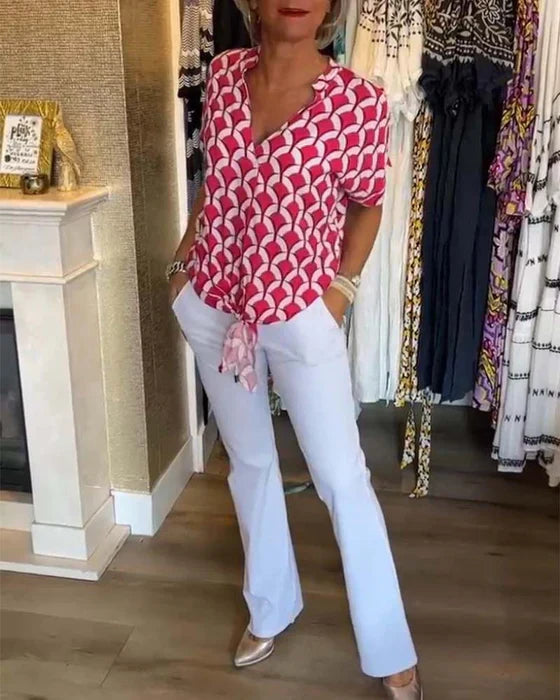 Emilya - Top Informal Con Cuello en V y Estampado
